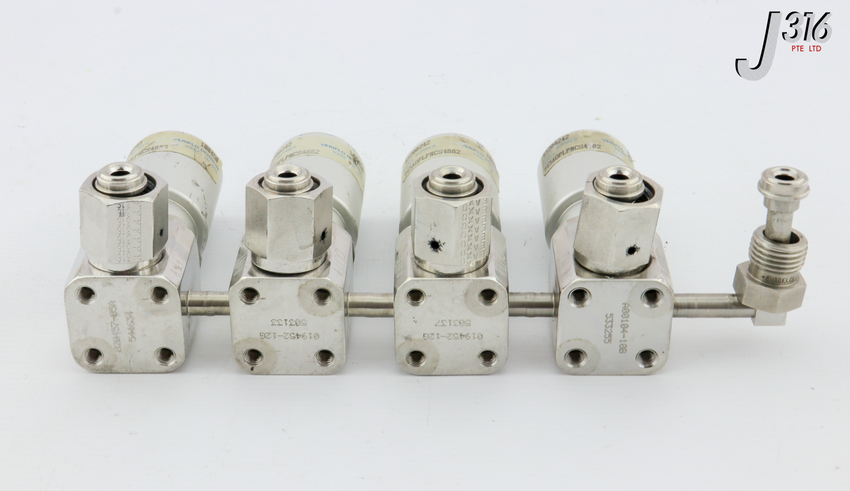 『ユウ』 28399 VERIFLO 5-WAY MANF VLV ASSY, 45200243, 45200242